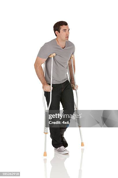 https://landsofgames.com/forum/crutches.jpg